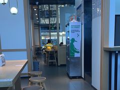 -老乡鸡(上海品尊国际中心店)