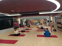 -贝菲特游泳健身(徐泾店)