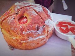 餐前面包-恰餐厅及酒吧 CHAR Bar & Grill (北京丽都皇冠假日店)