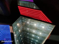 -上海外滩星空失恋减压馆(外滩旗舰馆)