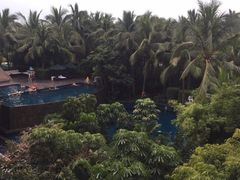 -三亚湾海居铂尔曼度假酒店