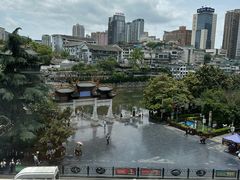 -包整·丝娃娃(一览甲秀楼风景店)