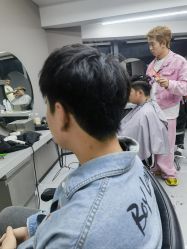 -宫铭烫发染发接发店