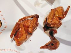 -鸽子侯·家宴·平价海鲜(绿地店)