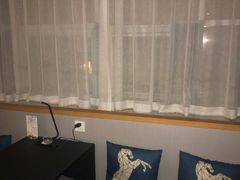 -天港漫非酒店(宁波火车站联丰地铁站店)