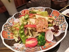 -铭牛烧肉·和牛海鲜自助(高新月牙湖店)