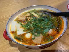 -小蛮椒麻辣烫·麻辣拌(青浦宝龙店)