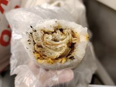 肉松糯米包油条-殷姐糯米包油条