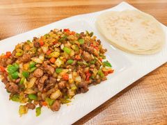 手工薄饼卷羊肉-米赫曼新疆餐厅·清真(老沪闵路店)