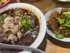 -朱大嘴肥肠血旺(福字街店)