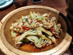 -佬麻雀·新湘菜(珠海金发购物中心店)