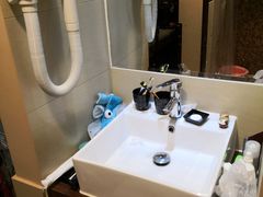 -香港华美达海景酒店