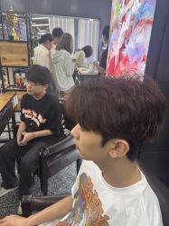 -藤野造型·烫·染发型设计店