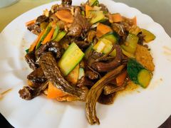 -俺家菜馆(百里峡店)