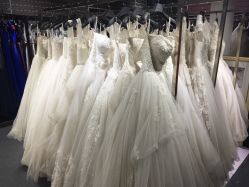 -飞鱼婚纱摄影(宏福大厦店)
