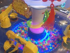 -爱玩嘉年华(龙湖源著天街店)