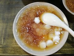 -渝嘴小老弟老火锅(华新村店)