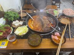 -重庆故事姊妹老火锅(财经学院店)