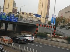 -北京保利大厦酒店(东四十条地铁站店)