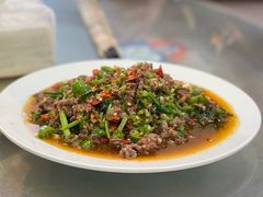 开胃碎牛肉-邛海风味特色菜馆