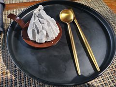 熔岩红茶火山-喜洲吧·江畔老船厂·庭院餐厅(喜临院店)