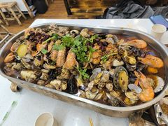 -老东镇啤酒屋海鲜加工·蒸汽海鲜·海鲜烧烤(台东店)