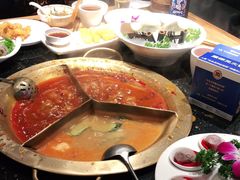 -周师兄大刀腰片火锅(洪崖洞旗舰店)