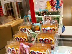 -花花卷卷·鲜食蛋糕(静安久光百货店)