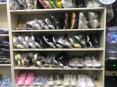 -奥特洗福莱干洗、皮具护理店(铜川路店)