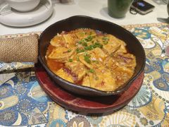 -云海肴·汽锅鸡·云南菜(天山百盛优客店)