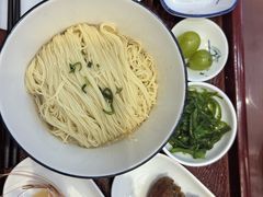 -百年老字号·观振兴蟹黄面·三虾面·苏式面(观前街富仁坊巷店)