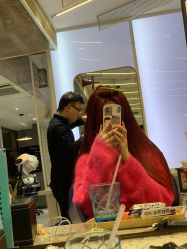 -PE SALON