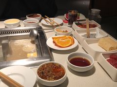 -海底捞火锅鲜切牛肉主题店(长寿路店)