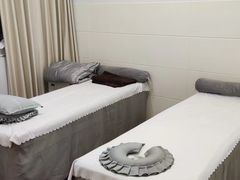 -龙脊堂龙氏推拿 整脊(陆家浜店)