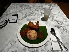 -关夫人餐厅(阳光广场店)