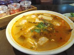 -大头虾越式风味餐厅(光明广场店)