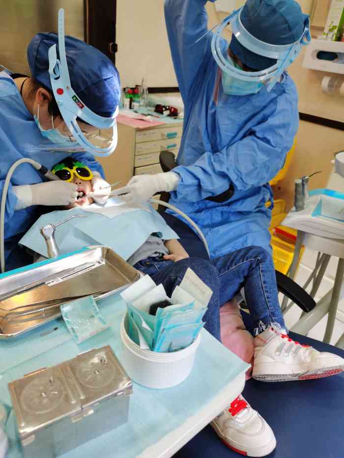 由日本德真会齿科医疗集团