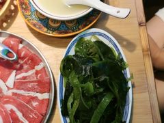 -洱火云南酸菜牛肉火锅(石景山当代商城店)