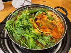 -喇喇排骨火锅·传统韩式脊骨汤(望京西园总店)