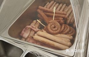 Black Pepper Long Sausage Hot Dog