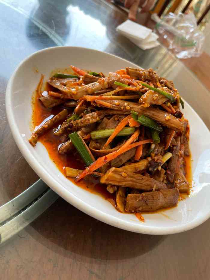 天回镇何氏豆腐(总店)-"上次来这儿吃是三年前了,上次的感觉到就是.