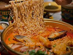 冬阴功汤海鲜妈妈面-碌碌发·东南亚风味烧烤档(体育西店)