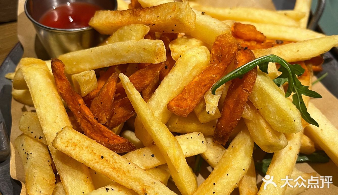 「黑松露鹅肝披萨」推荐的必点招牌