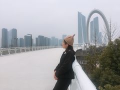 -南京眼步行桥
