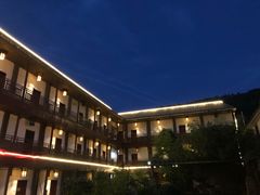 -青山湾养生苑度假村