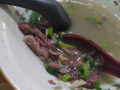 -铁谢李松祖传羊肉汤馆