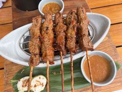 -三亚艾迪逊酒店·海滩烧烤 BARBACOA·现场乐队·浪漫晚餐·烧烤海鲜