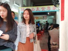 -陈老添美食店(宝华路店)