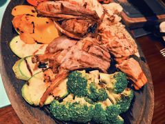 -恰餐厅及酒吧 CHAR Bar & Grill (北京丽都皇冠假日店)