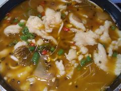 -有红鸡毛店·川菜(建设路店)